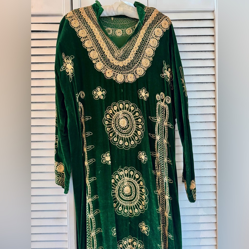 Vintage Elegant Indian Green Velvet Dress with Gold Detailing
